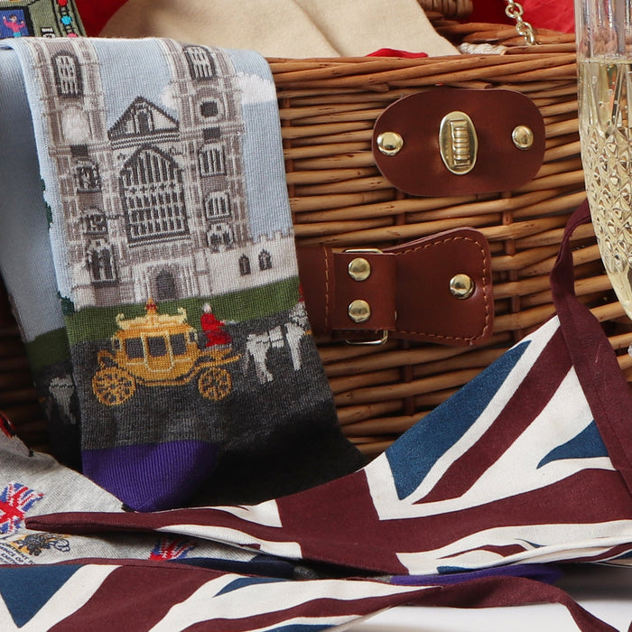 Men's Coronation Westminster Abbey Scene Cotton Socks - Corgi Socks