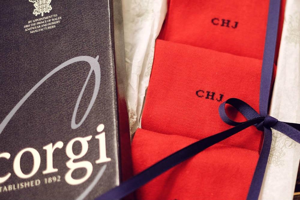 Choosing the Right Personalised Monogram - Corgi Socks
