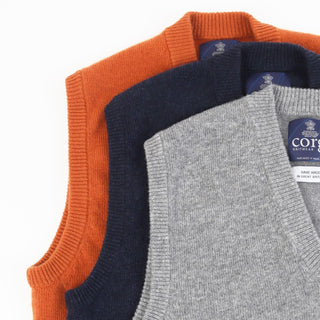 Men's V Neck Sleeveless Sweater - Corgi Socks
